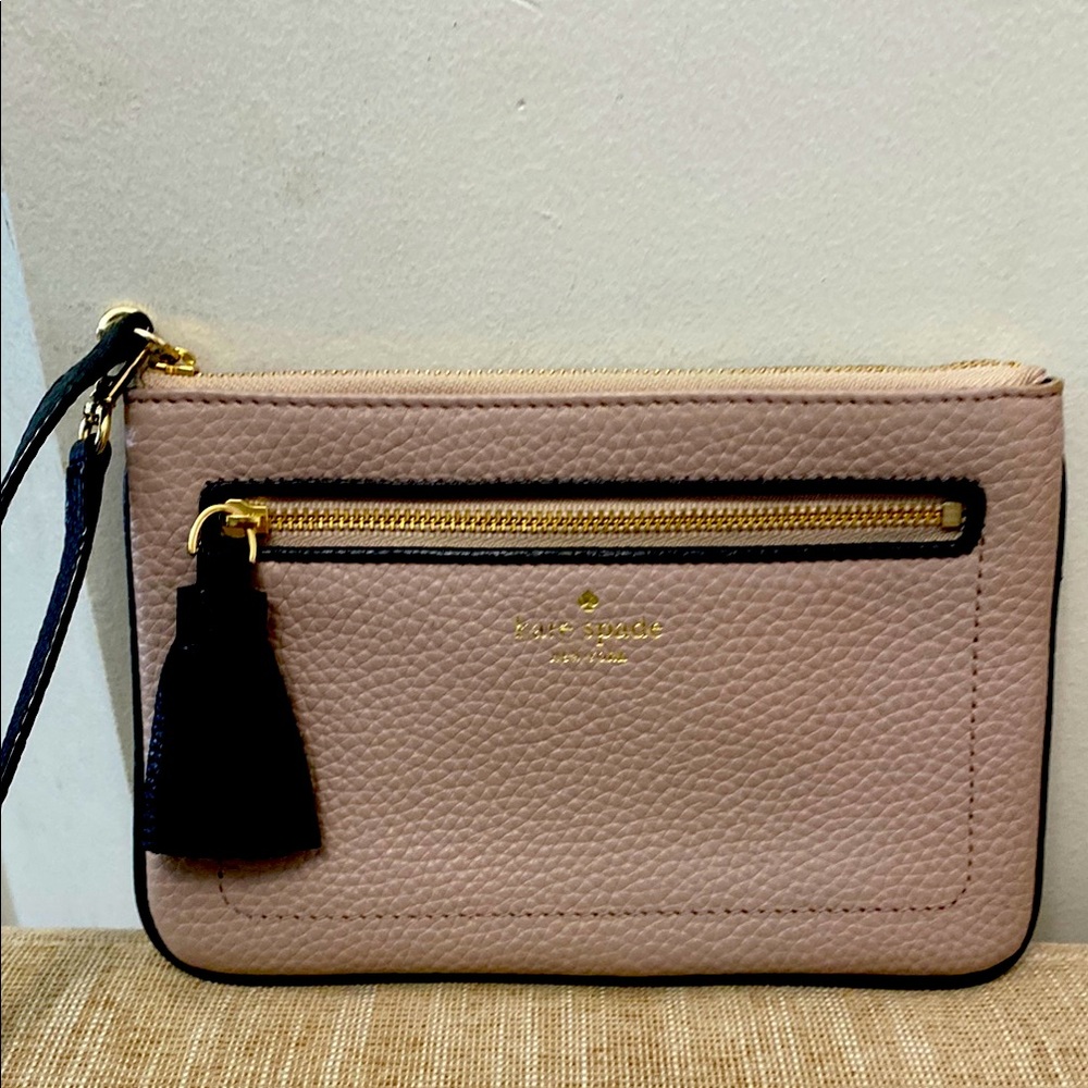 Pre-owned Kate  Spade Tinie Wristlet Almond Black
